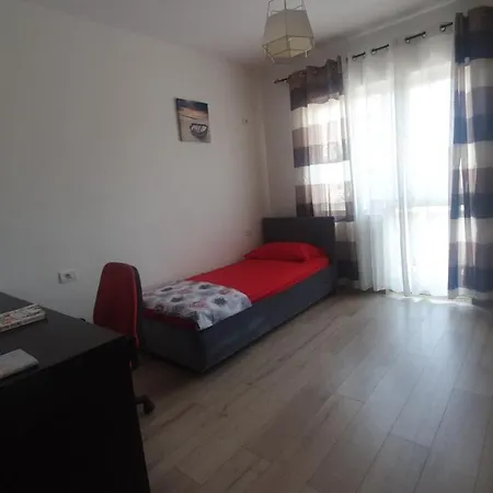 Apartment In The Heart Of , Bllok *